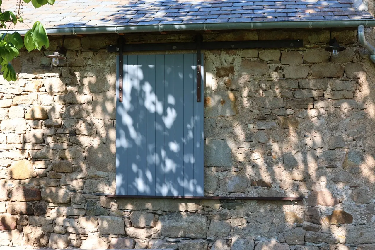Maison Monji – vue extérieure, détail, menuiserie